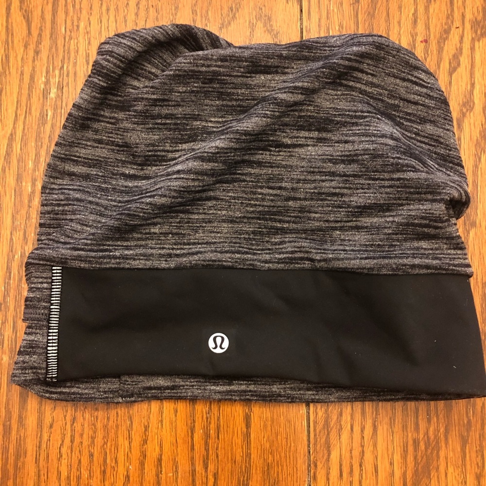 Lululemon ponytail beanie